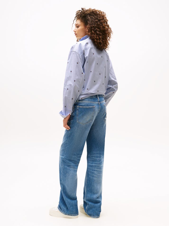 F7B9A3B3-F157-D92B-8A6A-9318381BB1E2