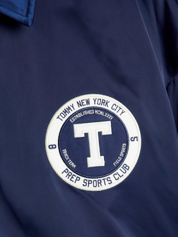 FA3F235D-C4B5-9958-7BA1-B4D1001591CA