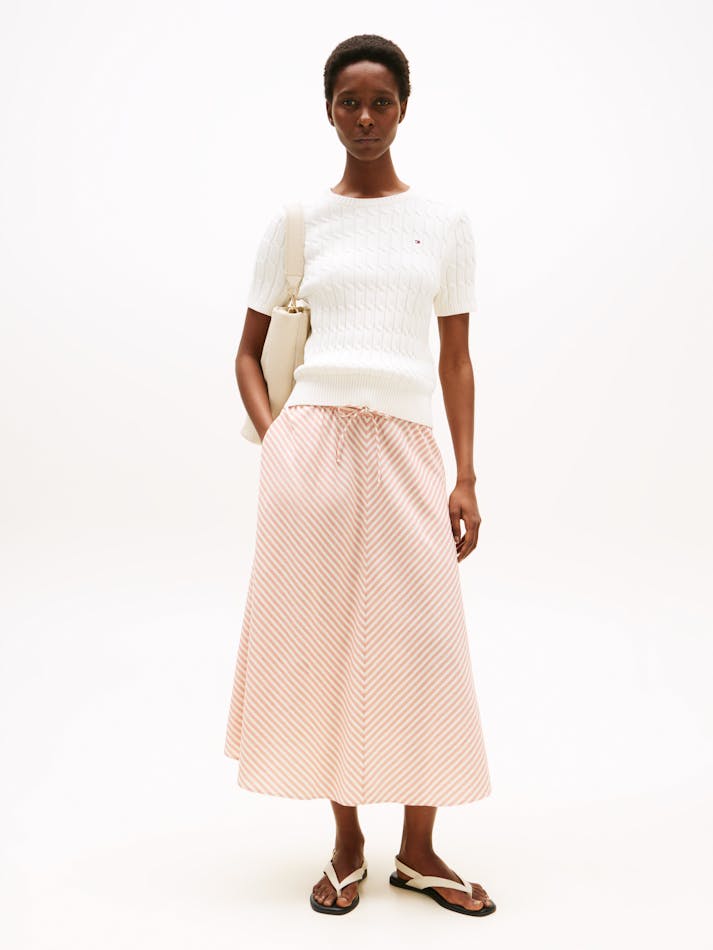 03C4E3D0-FA43-EA89-68D8-79B99C5F87E4