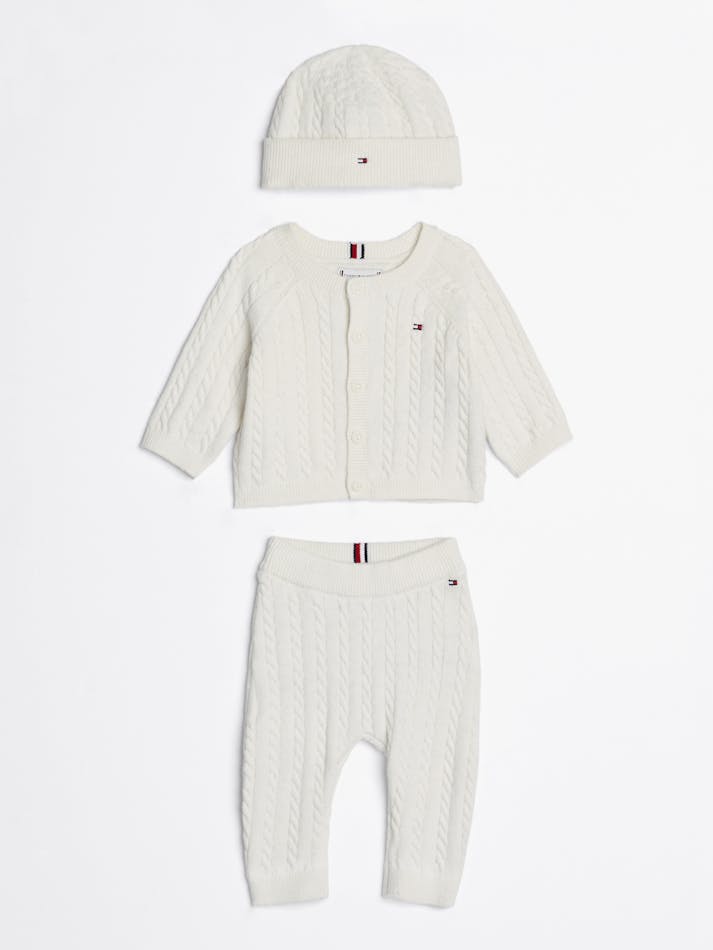BABY CABLE KNIT THREE-PIECE GIFT SET