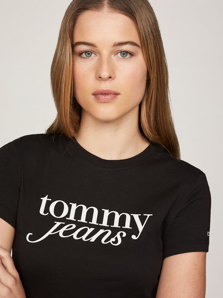 107696D4-E000-D276-7C89-4A87427364EF