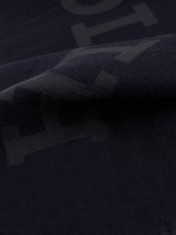 123FE766-AF5A-346B-C70A-26A6B36F8EB0