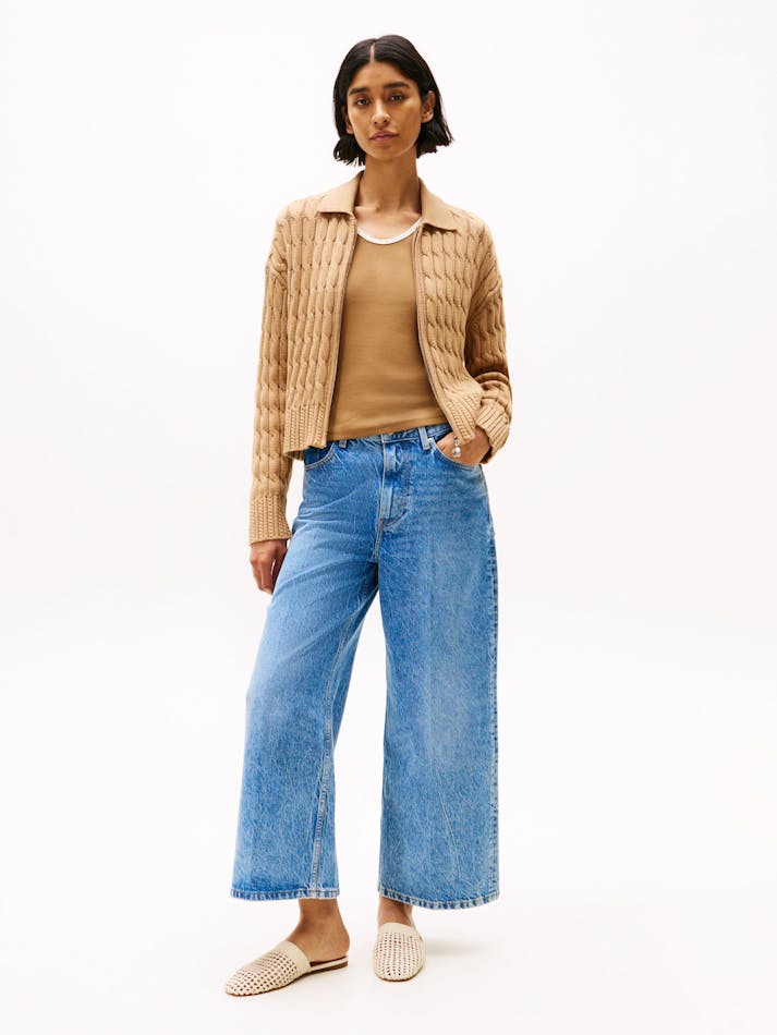 1351B1E9-7AB9-4366-FCAC-ABF502E0F95D