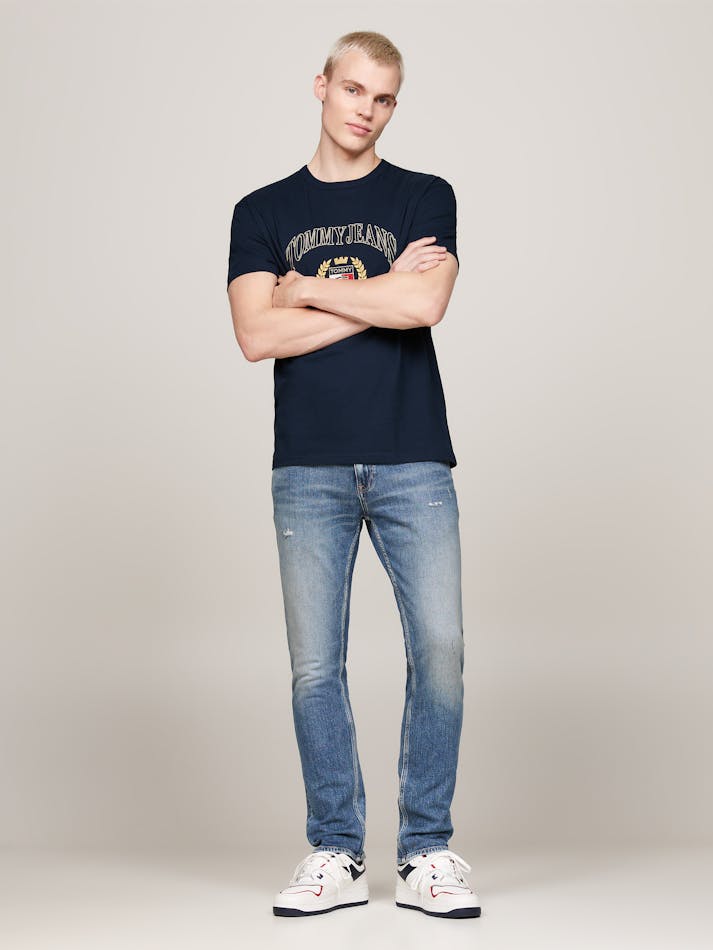 1A34AAE0-66A4-5891-3808-D6BFEE862C59