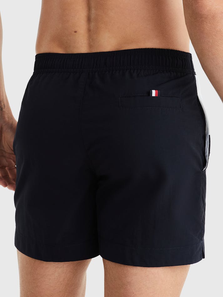 1FFB29FC-DCF8-480C-A2E3-0C4F94374BE7