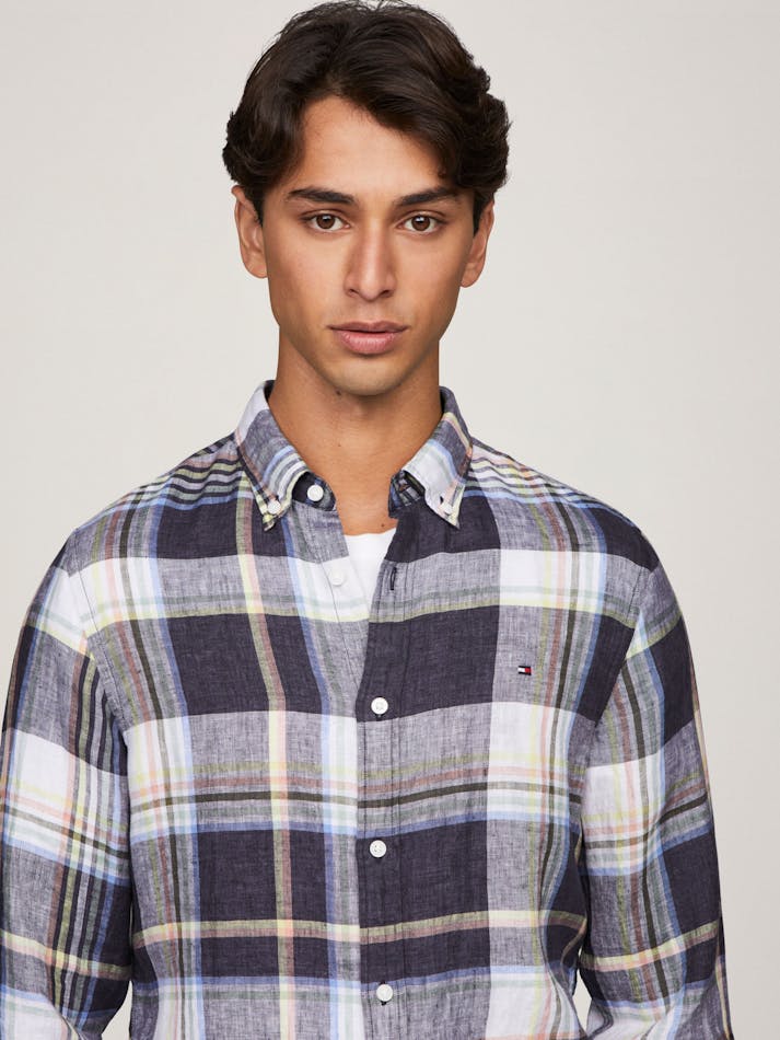 28010380-8BB0-8984-B7E6-EFA32D71877B