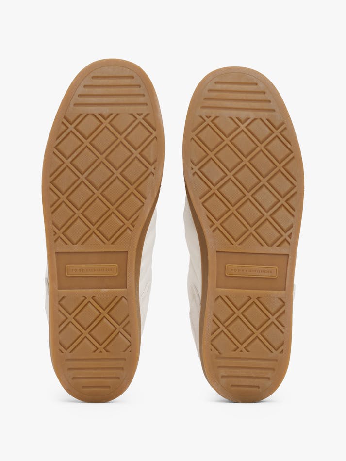 2C4DBDC5-FBC4-7752-911B-AF1EE73BF32F