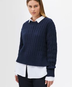 CABLE KNIT CREW NECK JUMPER