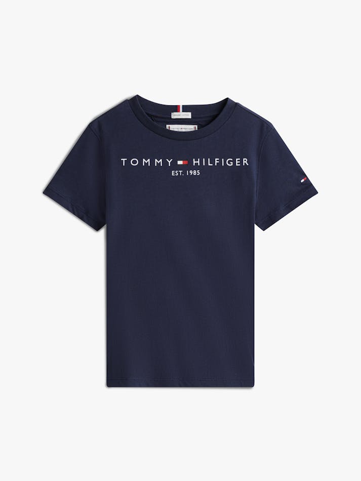 31815785-9CE8-0652-B41E-9DC389C27541