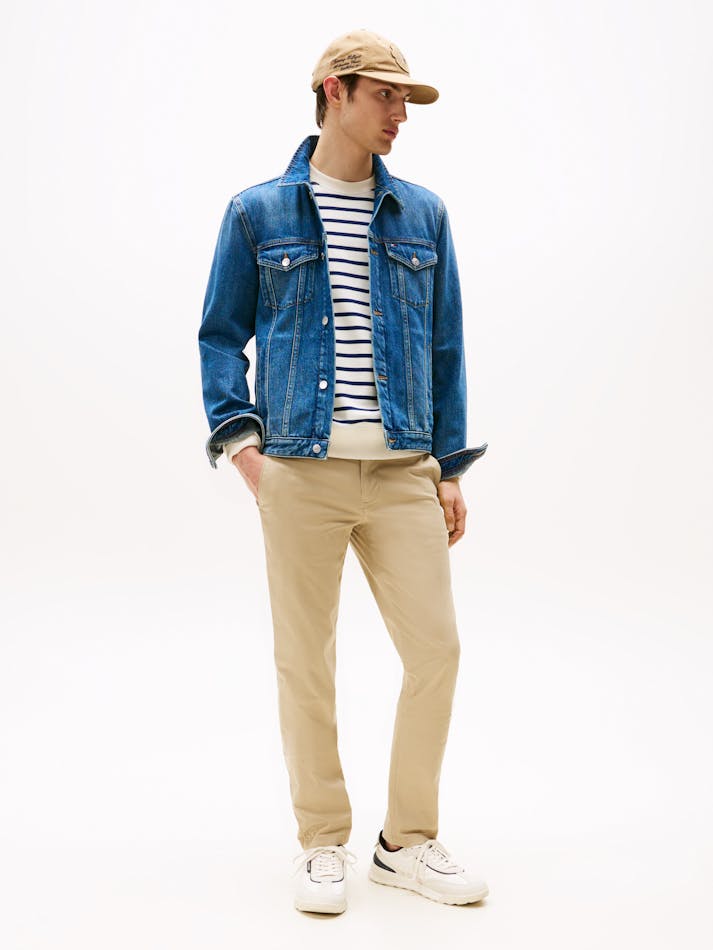 33C3010E-AB0A-61CC-02D5-7BC4B30D5E82