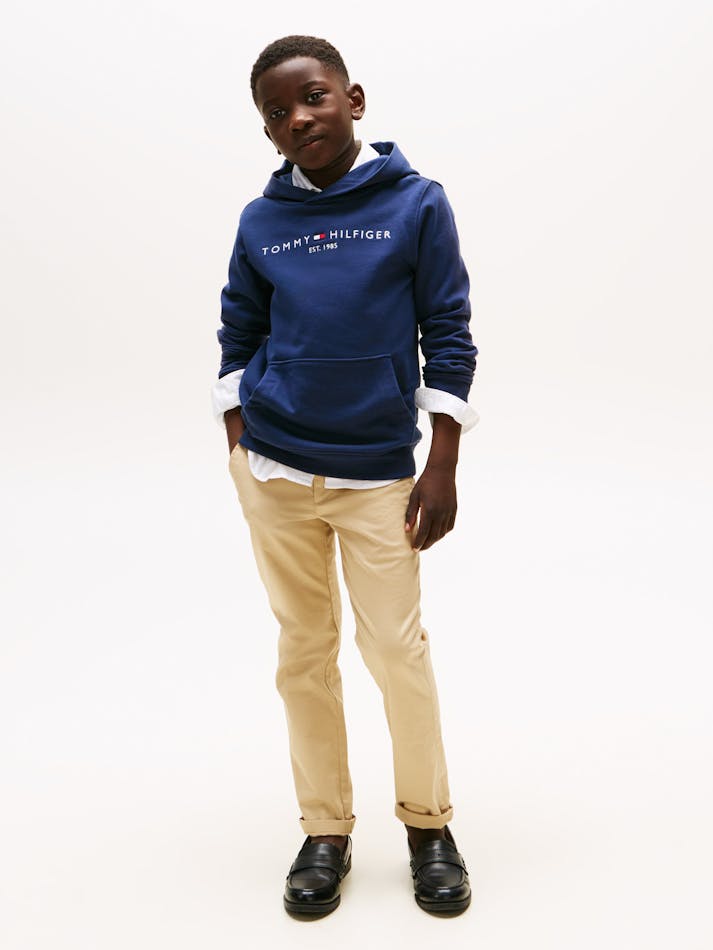 38095803-CA74-4F69-DAE8-4F8D4FA11F5E