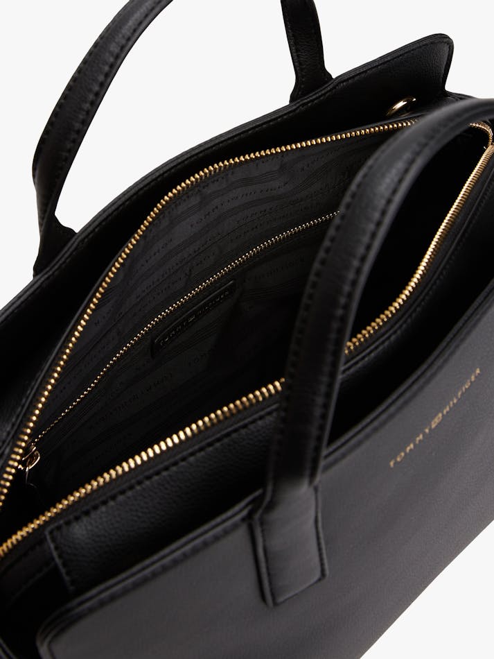 39EFEE33-EA20-E521-E2B9-9D7A7DE7ABA0