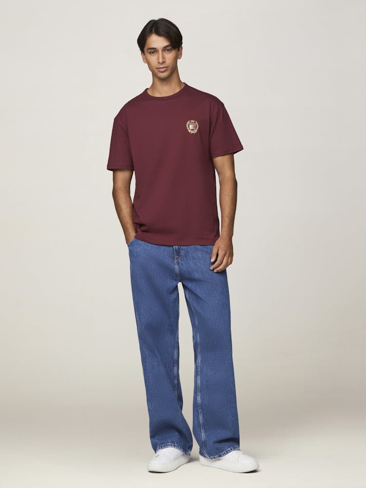 3BE77B0D-8B3A-3842-941B-E4A4BA6EDB9A