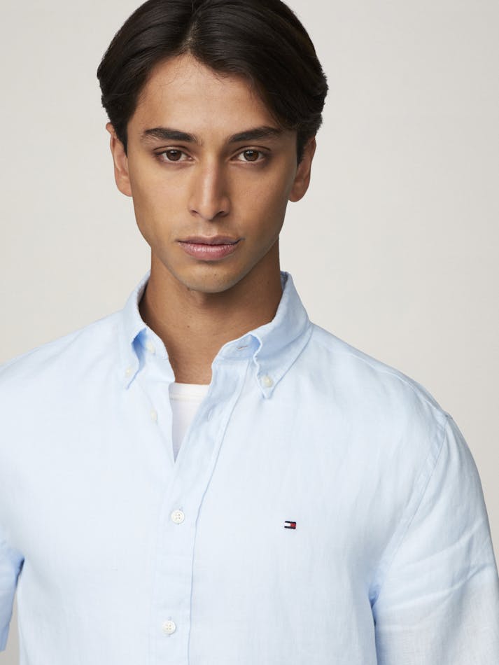 3EEBE67F-E188-0334-A521-8A8734313693