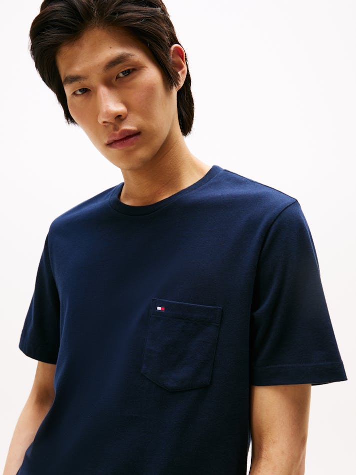 44A14E59-5A1C-B851-2C76-A0ADC3473C80