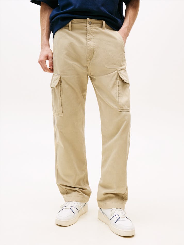 4714025B-8414-C07F-FF35-C42C5F78E029