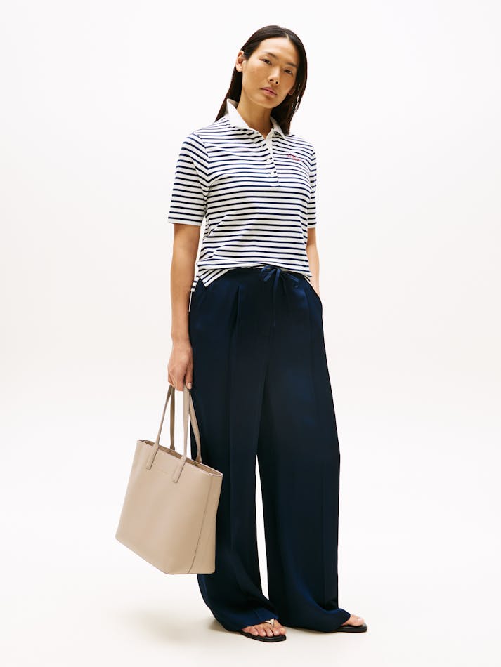 4B154545-AEE3-DE15-9337-2AB542F453D9