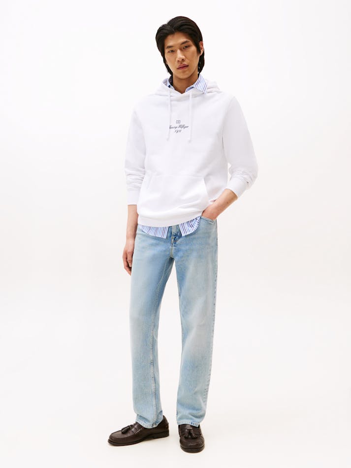 4E9BB211-7B33-3030-268E-3A45A746ADFE