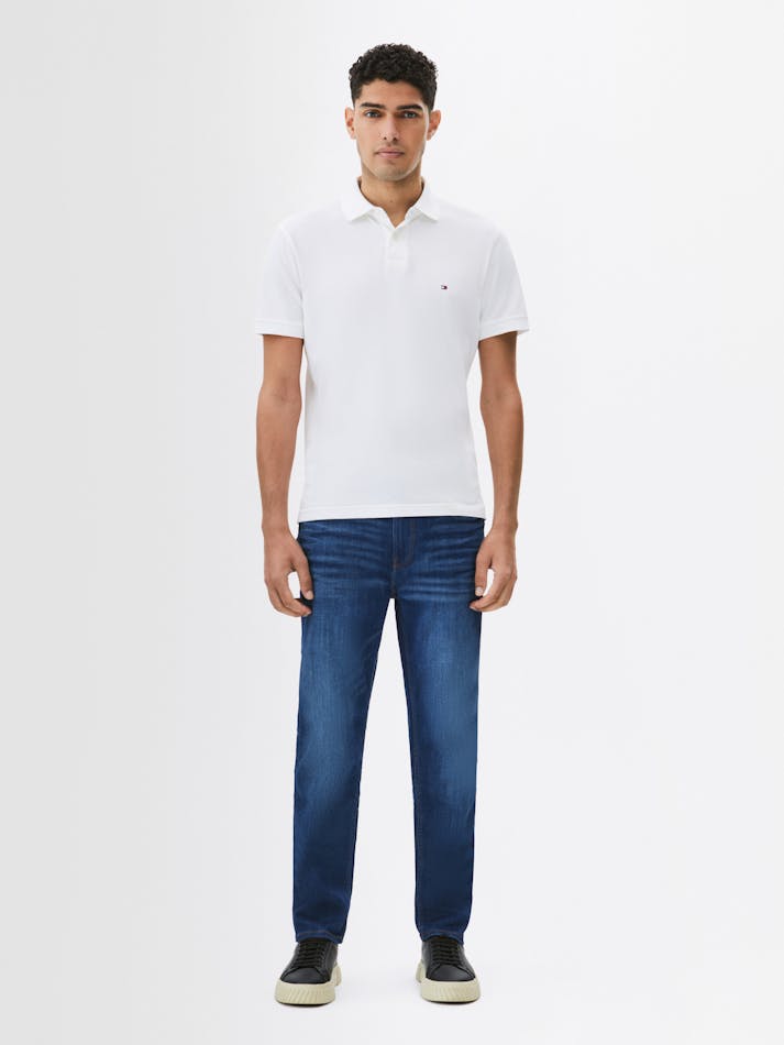 52ED8098-07C7-D296-7D6A-668D913F0389