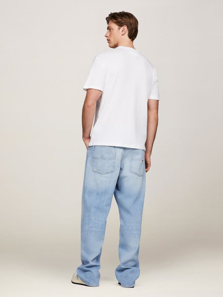 587E8219-1315-1B99-ACF7-F076A59C09CC