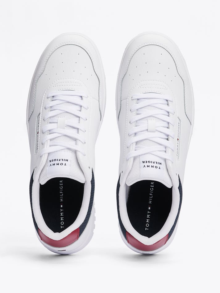 5A14B360-5477-76B4-A33B-D761E098C588