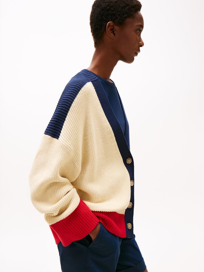 60C9ABFF-13F5-1CB4-B550-EBF0C8201FD2