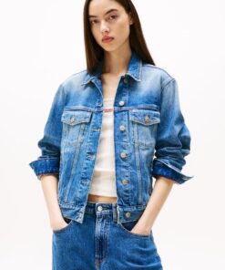 BACK CREST EMBROIDERY DENIM TRUCKER JACKET