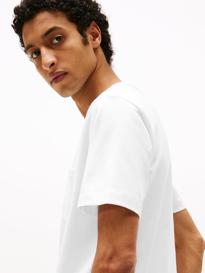 72B3902A-7496-3CC0-A406-7FB0018E8BC2