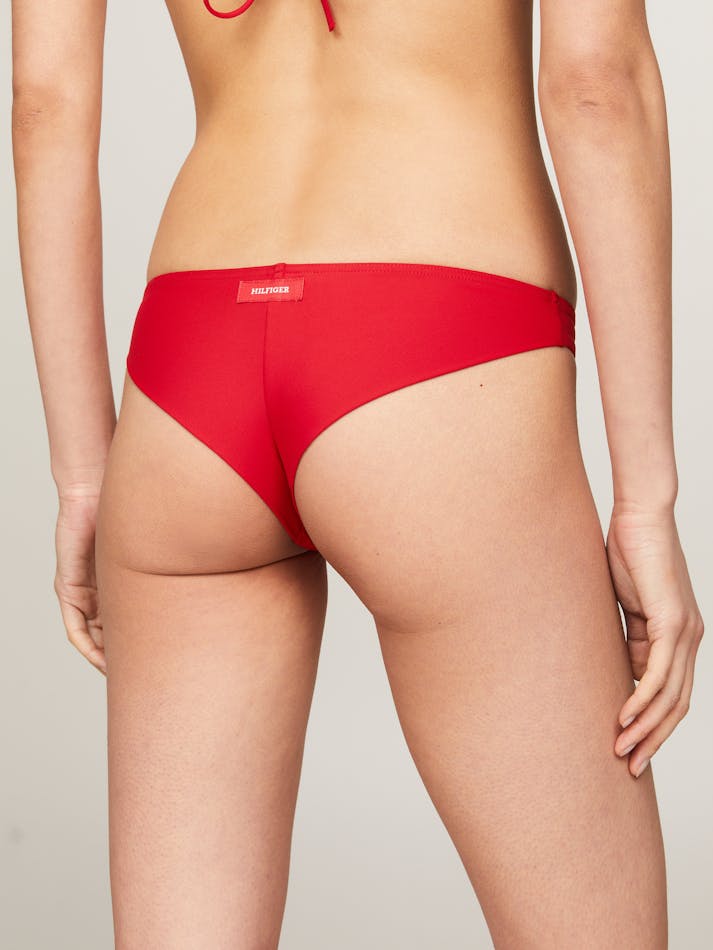 73C999F8-D2DD-F142-AA28-80DF9B04FBF5