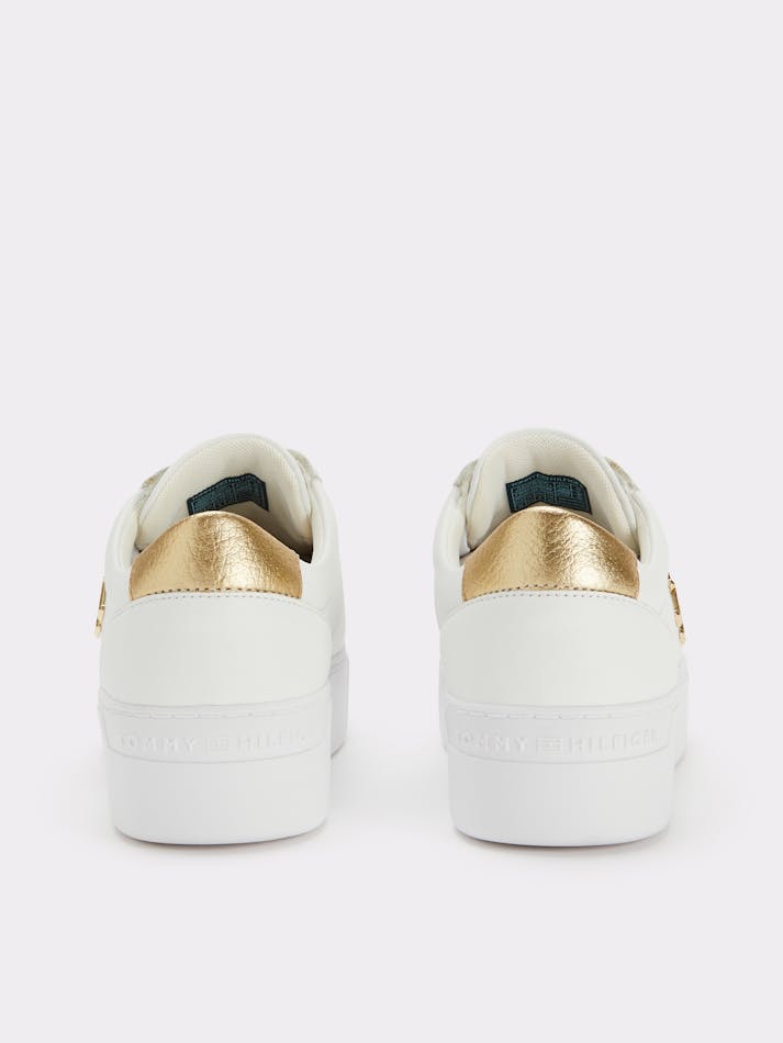 77C7E1F1-3432-4E7D-7329-6319450C1584