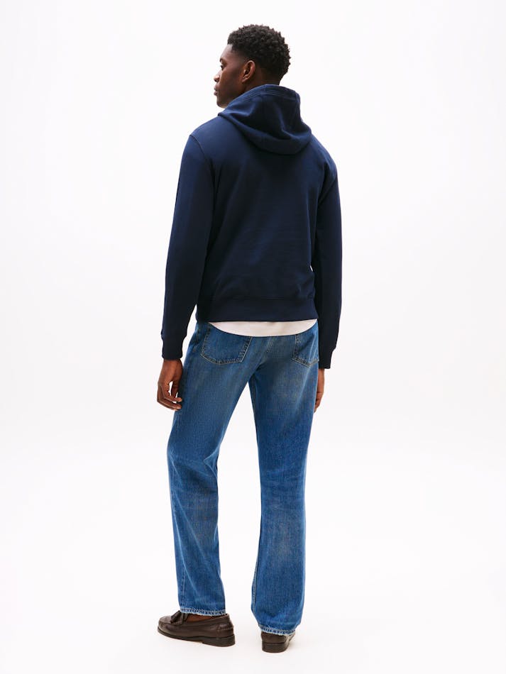 7E3CC80E-FB41-353C-9F85-C9550C862B03