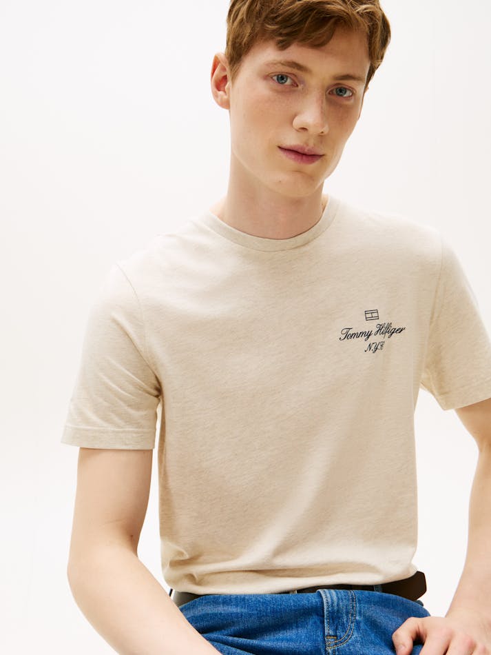 7E9620D9-3BF7-3FF0-BF22-FA2DBEAABE45