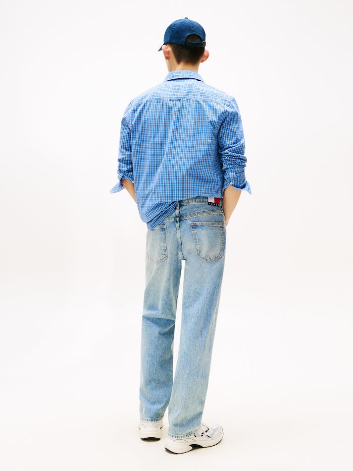 8A5AD222-8638-050E-B15B-52FCE9B9DE27