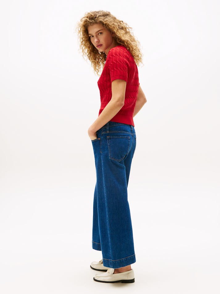 8BCC3703-ABC9-E7C8-F572-753D48FEBB63