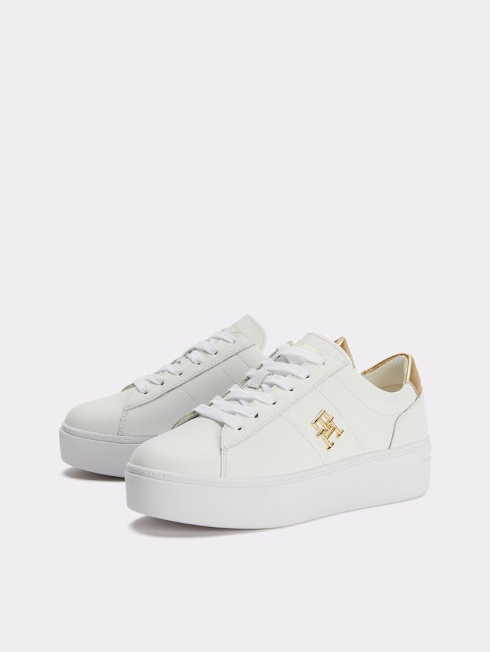 8E55F155-7B5A-82D9-043C-7D41D3B62303