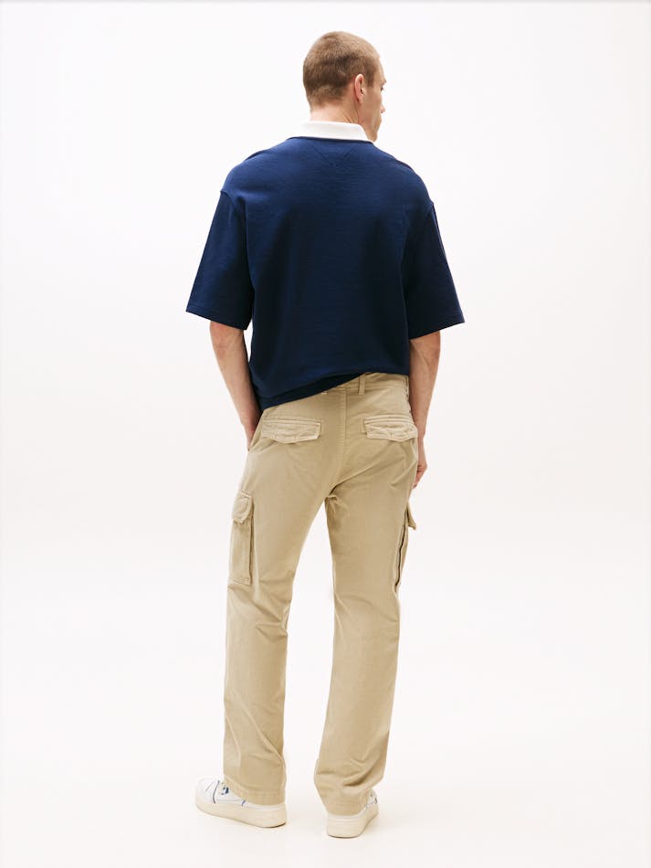 906D3255-FD41-2C5E-1006-E47AB3037300