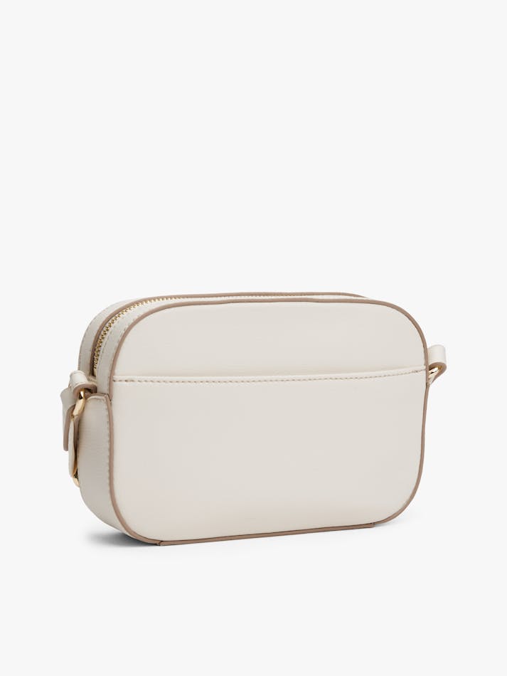 92B02DAA-60B1-CEEB-90C6-9CDF6ED33731