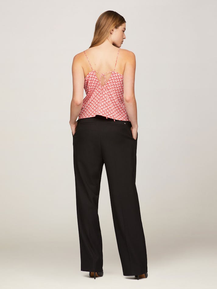 9389F23F-C565-B56E-0F93-C08CB551188E