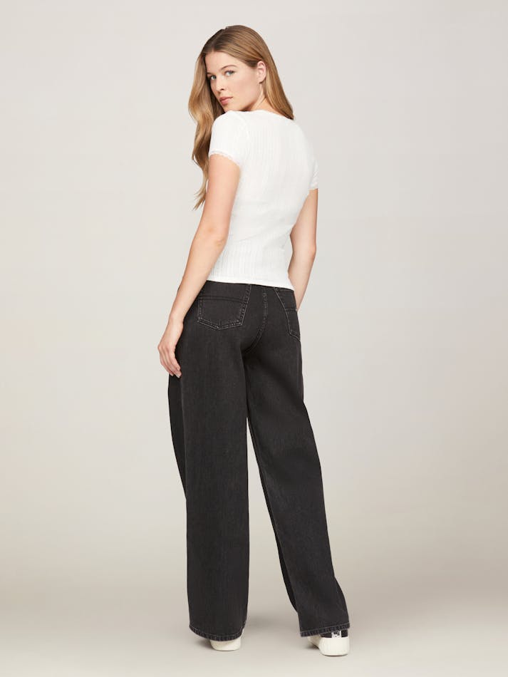 93D6FE0A-F4B8-F5D3-8C94-6D1043BD8009