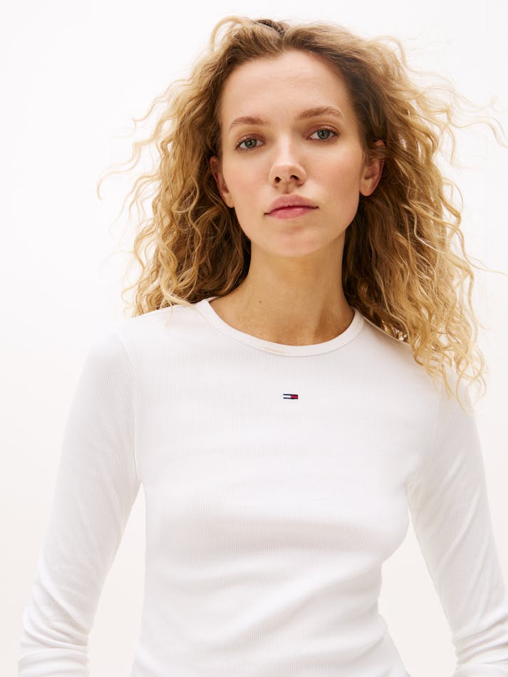 94C88620-9B8D-D523-2350-D5400E9E889D