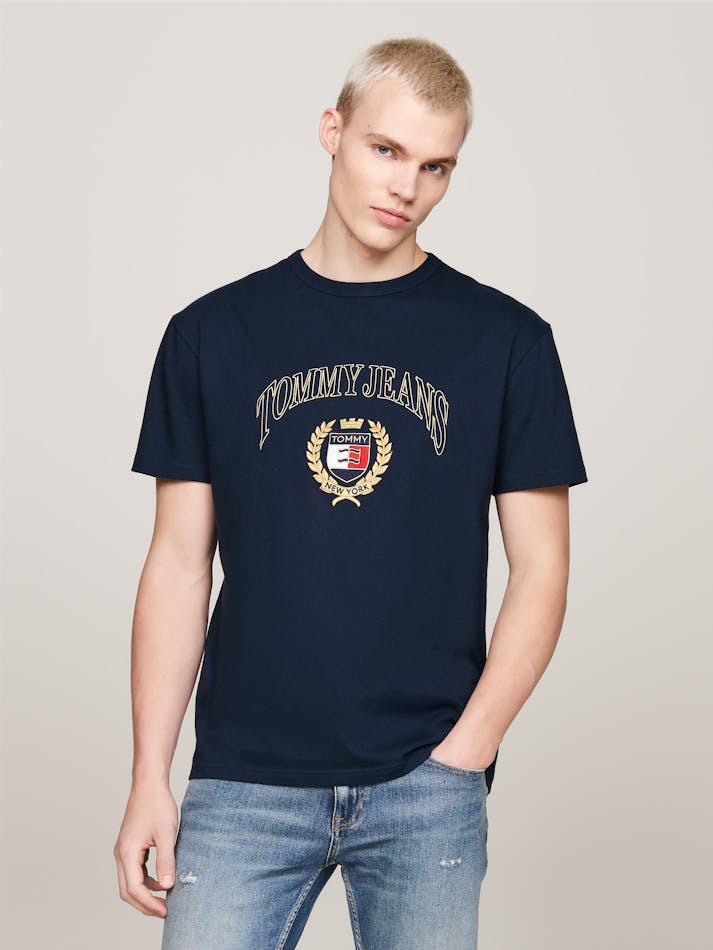 9AA42408-5827-8AE6-8C83-FFC0817B494E