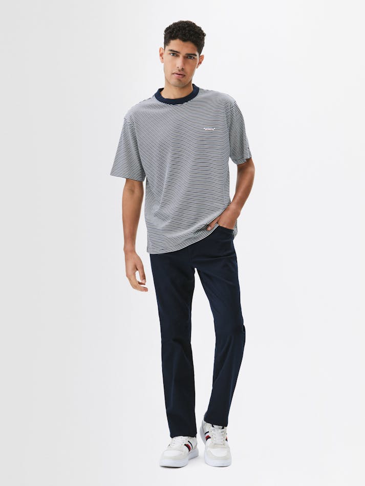 9DD700E3-5C9E-80DD-EECB-FF96AF05CA0F