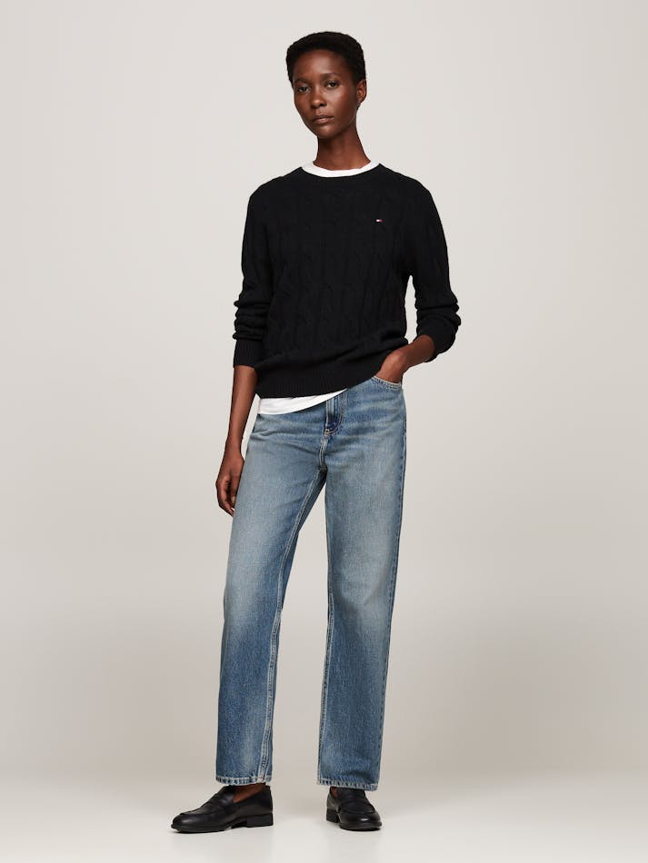 A1640D18-2875-999E-9546-04011F007175