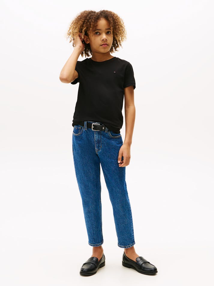 A542296B-57AA-BBC8-92CC-80E89876215E