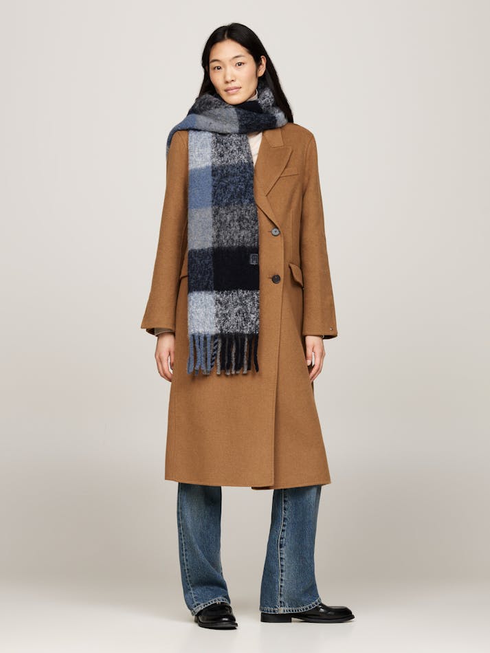 A6DB0263-26F2-5871-9FBF-98A41579B9CF