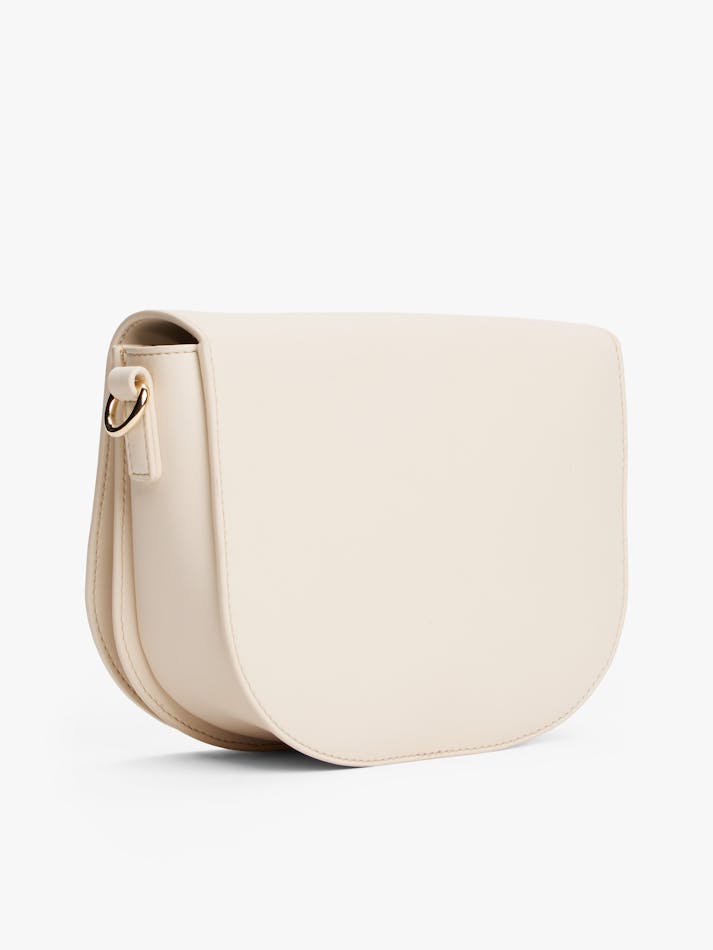 A85585F2-9F5C-406B-26B8-30C3F1B9510B