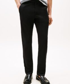 1985 ESSENTIAL BLEECKER SLIM FIT CHINOS