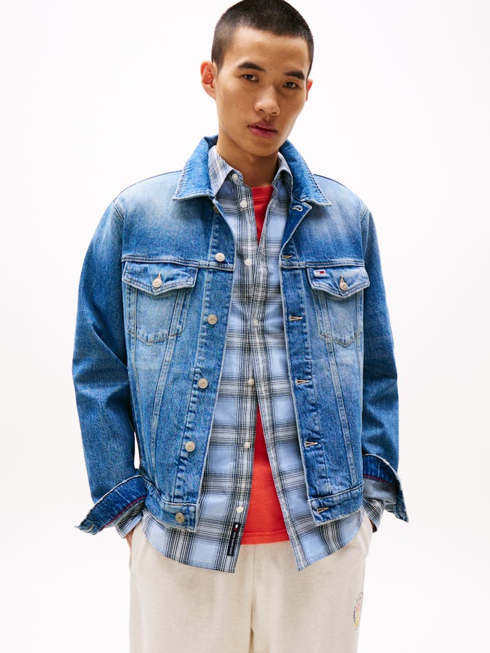 B23CC187-7031-EB74-77B8-061BBA0F2110