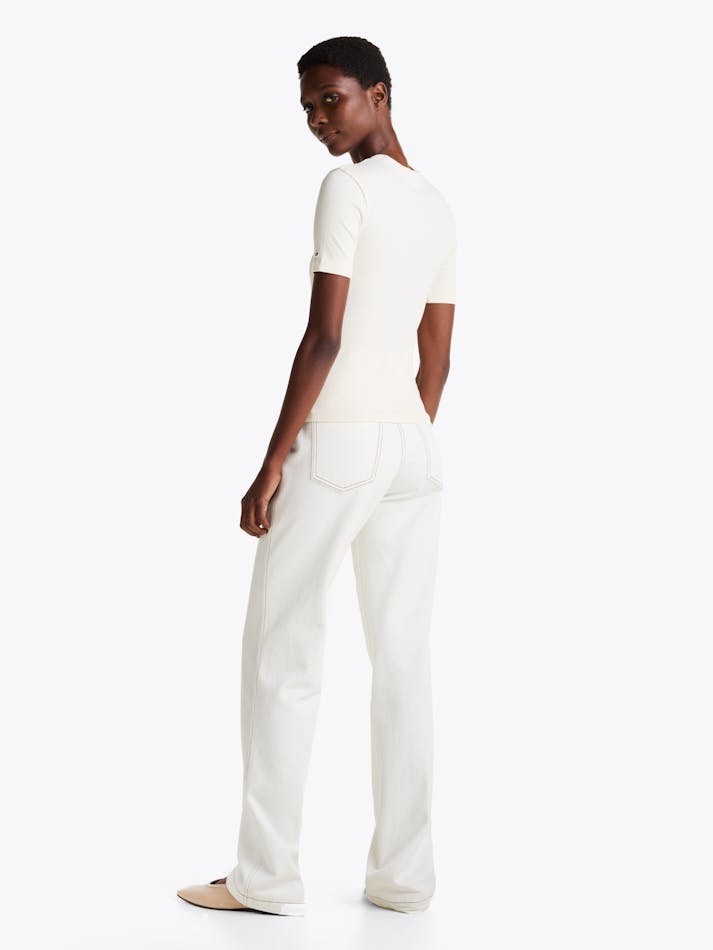 B757BE41-5DA5-C222-F418-5D2C5A212D90