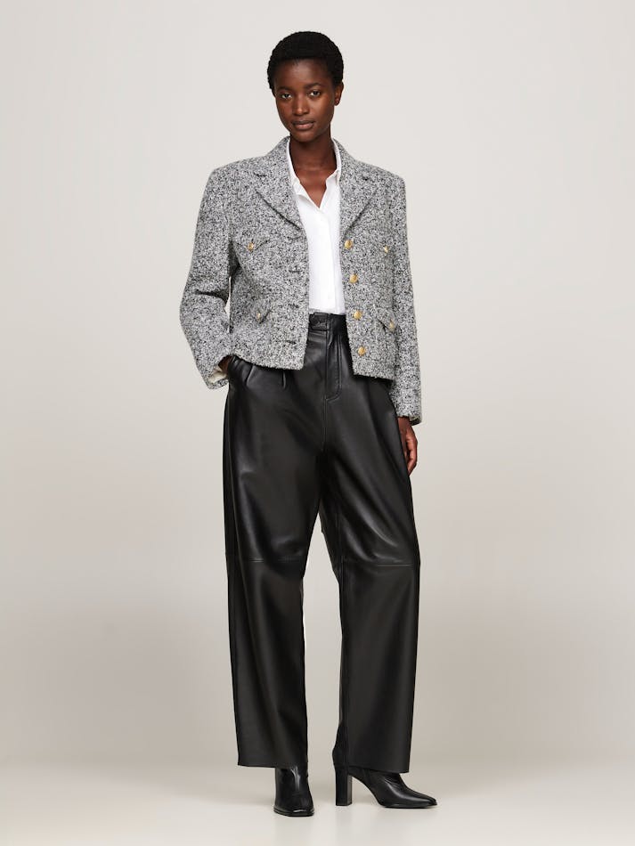 B937EFE9-C241-4880-2312-1929C2E82120